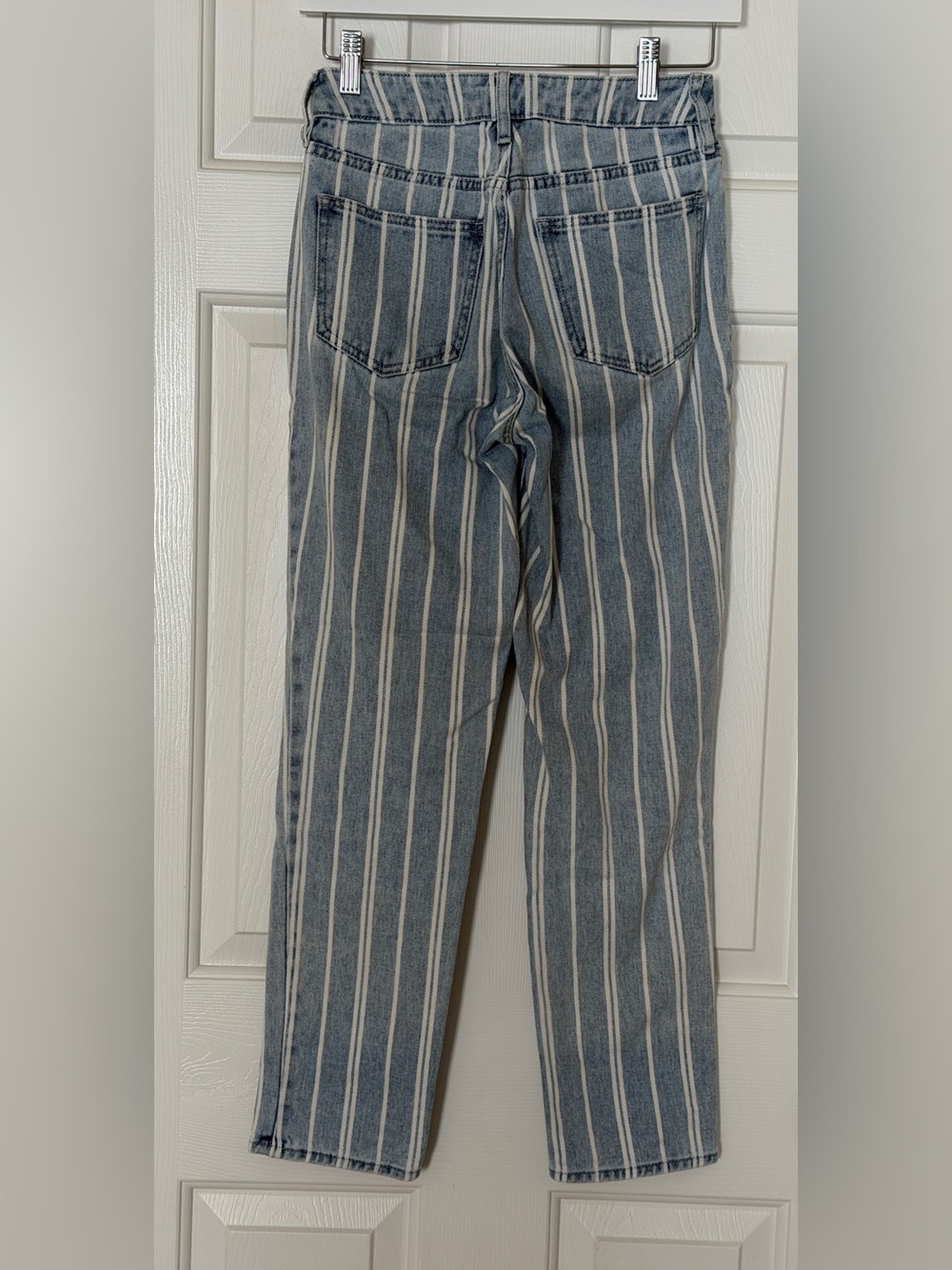 PacSun Mom Jeans Size 23 Blue White Striped High Rise Straight Leg Denim - Picture 3 of 11
